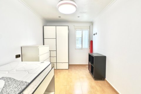 Lägenhet till salu i Torrevieja, Alicante, Spanien 3 sovrum, 151 kvm. Nr. 146644 - foto 16