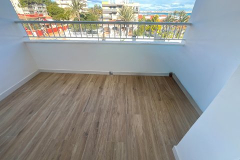 Apartament w Punta Prima, Alicante, Hiszpania 3 sypialnie, 92 mkw. nr 146639 – zdjęcie 5