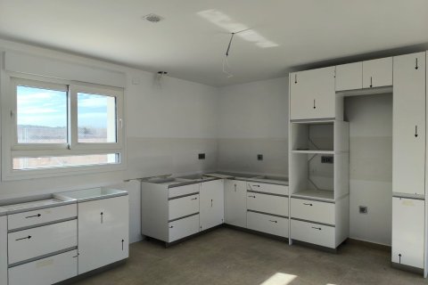 Villa till salu i Pinoso, Alicante, Spanien 3 sovrum, 153 kvm. Nr. 146640 - foto 10