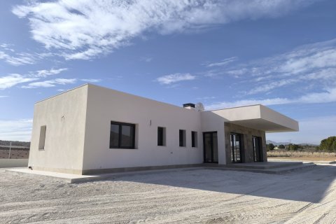 Villa till salu i Pinoso, Alicante, Spanien 3 sovrum, 153 kvm. Nr. 146640 - foto 1