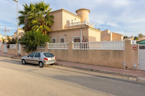 Villa zum Verkauf in Ciudad Quesada, Alicante, Spanien 4 Schlafzimmer,  Nr. 146641 - Foto 9