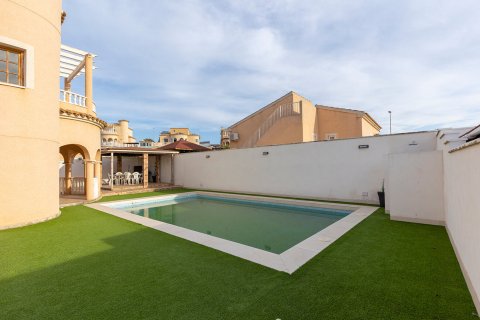 Villa zum Verkauf in Ciudad Quesada, Alicante, Spanien 4 Schlafzimmer,  Nr. 146641 - Foto 14