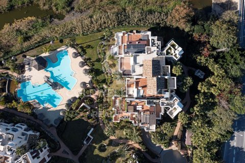 Takvåning till salu i Estepona, Malaga, Spanien 3 sovrum, 154 kvm. Nr. 158347 - foto 11