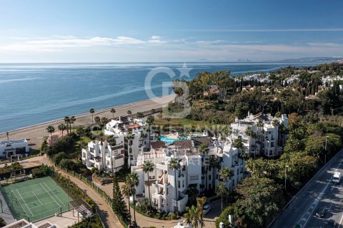 Takvåning till salu i Estepona, Malaga, Spanien 3 sovrum, 154 kvm. Nr. 158347 - foto 12