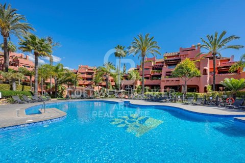 Kattohuoneisto myytävänä Estepona, Malaga, Espanja, 3 makuuhuonetta, 206 m2 No. 158352 - kuva 4