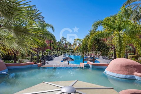 Ático en venta en Estepona, Málaga, España 3 dormitorios, 206 m2 No. 158352 - foto 10