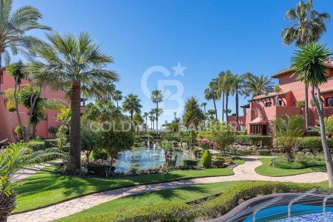 Kattohuoneisto myytävänä Estepona, Malaga, Espanja, 3 makuuhuonetta, 206 m2 No. 158352 - kuva 14