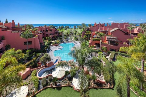 Kattohuoneisto myytävänä Estepona, Malaga, Espanja, 3 makuuhuonetta, 206 m2 No. 158352 - kuva 3
