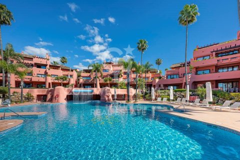 Takvåning till salu i Estepona, Malaga, Spanien 3 sovrum, 163 kvm. Nr. 158350 - foto 9