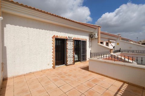 Radhus till salu i San Miguel de Salinas, Alicante, Spanien 3 sovrum, 102 kvm. Nr. 190216 - foto 15