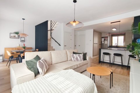 Townhouse à San Miguel de Salinas, Alicante, Espagne 3 chambres, 102 m2 No. 190216