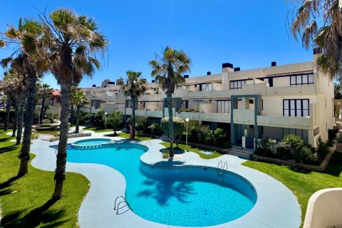 Apartamento en venta en La Mata, Alicante, España 2 dormitorios, 62 m2 No. 190171 - foto 19