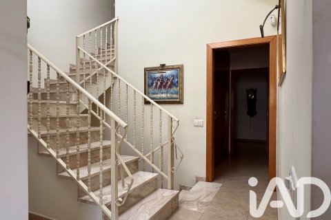 House zum Verkauf in Sabadell, Barcelona, Spanien 4 Schlafzimmer, 402 m2 Nr. 188396 - Foto 4