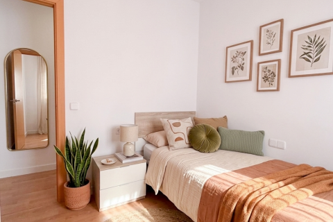 Apartamento en venta en Málaga, España 2 dormitorios, 60 m2 No. 188393 - foto 1