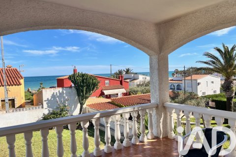 Сasa en venta en Alcala De Xivert, Castellón, España 4 dormitorios, 188 m2 No. 188392 - foto 2