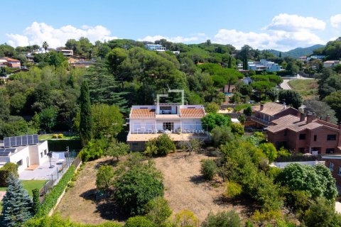 Villa zum Verkauf in Vallromanes, Barcelona, Spanien 6 Schlafzimmer, 552 m2 Nr. 150965 - Foto 2