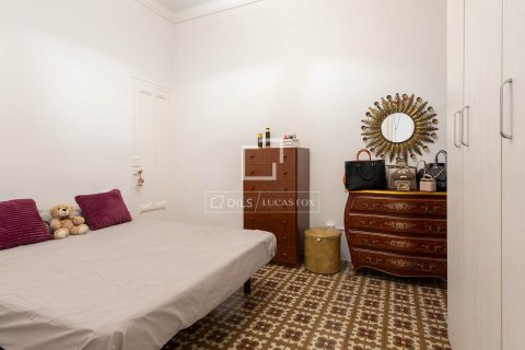 Apartament w Barcelona, Hiszpania 5 sypialni, 140 mkw. nr 150971 – zdjęcie 25