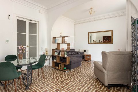 Apartament w Barcelona, Hiszpania 5 sypialni, 140 mkw. nr 150971 – zdjęcie 13