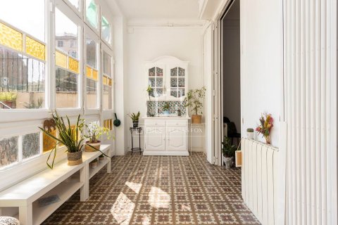 Apartament w Barcelona, Hiszpania 5 sypialni, 140 mkw. nr 150971 – zdjęcie 8