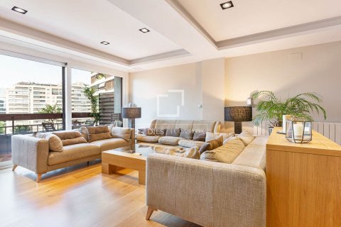 Appartamento in vendita a Barcelona, Spagna 4 camere da letto, 190 mq. N° 150970 - foto 2