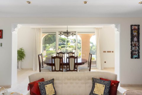 Villa till salu i Cabrils, Barcelona, Spanien 4 sovrum, 218 kvm. Nr. 150967 - foto 3