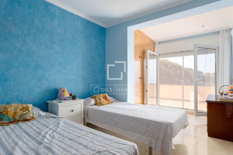 Villa till salu i Cabrils, Barcelona, Spanien 4 sovrum, 218 kvm. Nr. 150967 - foto 24