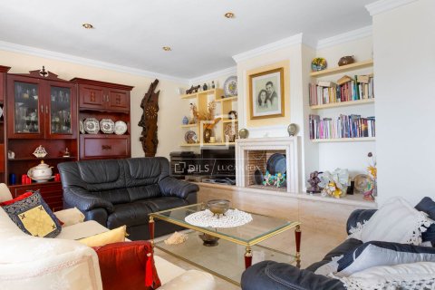 Villa till salu i Cabrils, Barcelona, Spanien 4 sovrum, 218 kvm. Nr. 150967 - foto 12