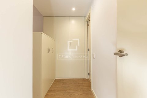 Dzīvoklis pārdošanā Sant Just Desvern, Barcelona, Spānijā 3 istabas, 106 m2 Nr. 150969 - attēls 26