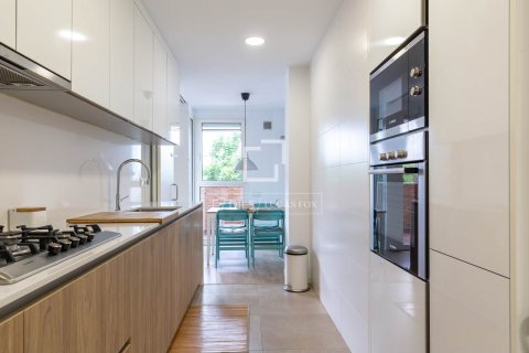 Dzīvoklis pārdošanā Sant Just Desvern, Barcelona, Spānijā 3 istabas, 106 m2 Nr. 150969 - attēls 18