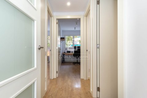 Dzīvoklis pārdošanā Sant Just Desvern, Barcelona, Spānijā 3 istabas, 106 m2 Nr. 150969 - attēls 21