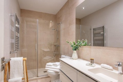 Appartamento in affitto Madrid, Spagna 4 camere da letto, 195 mq. N° 108340 - foto 12