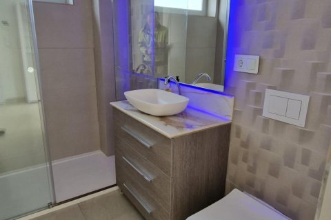 Apartment for sale in Benidorm, Alicante, Spain 2 bedrooms, 97 sq.m. No. 190368 - photo 8