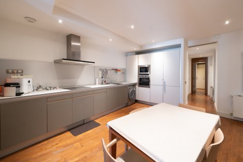 Apartamento en venta Madrid, España 2 dormitorios, 132 m2 No. 107361 - foto 9