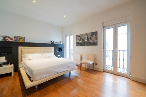 Apartamento en venta Madrid, España 2 dormitorios, 132 m2 No. 107361 - foto 16