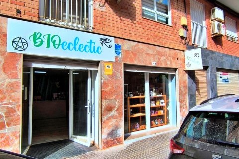 Propiedad comercial en venta en Elche, Alicante, España 100 m2 No. 187715 - foto 5