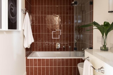 Dzīvoklis īrēšanai Barcelona, Spānijā 3 istabas, 140 m2 Nr. 151032 - attēls 13