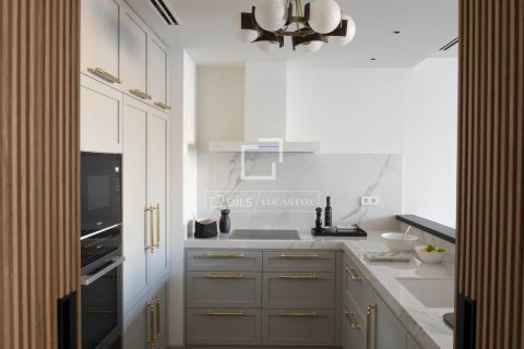 Dzīvoklis īrēšanai Barcelona, Spānijā 3 istabas, 140 m2 Nr. 151032 - attēls 17