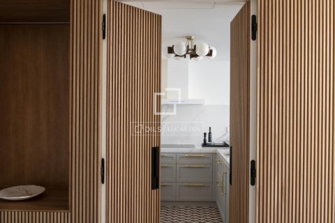 Dzīvoklis īrēšanai Barcelona, Spānijā 3 istabas, 140 m2 Nr. 151032 - attēls 16