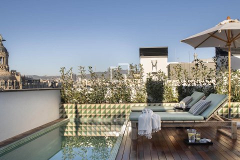 Dzīvoklis īrēšanai Barcelona, Spānijā 3 istabas, 140 m2 Nr. 151032 - attēls 2