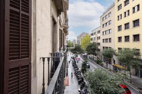 Apartamento en alquiler en Barcelona, España 3 dormitorios, 140 m2 No. 151028 - foto 20