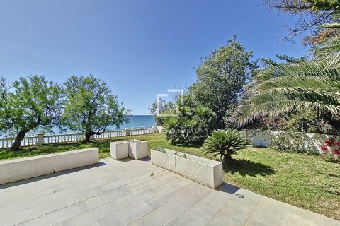 Villa zur Miete in Vilanova i la Geltru, Barcelona, Spanien 5 Schlafzimmer, 306 m2 Nr. 151031 - Foto 17