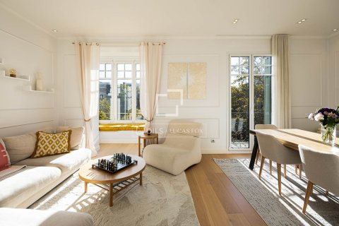 Apartment à Barcelona, Espagne 3 chambres, 158 m2 No. 151034