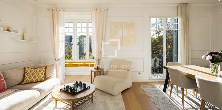 Dzīvoklis Barcelona, Spānijā 3 istabas, 158 m2 Nr. 151034