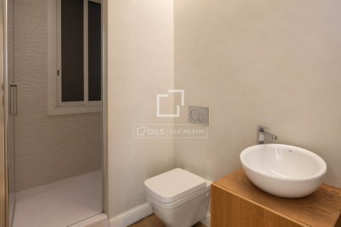 Dzīvoklis īrēšanai Barcelona, Spānijā 3 istabas, 158 m2 Nr. 151034 - attēls 21