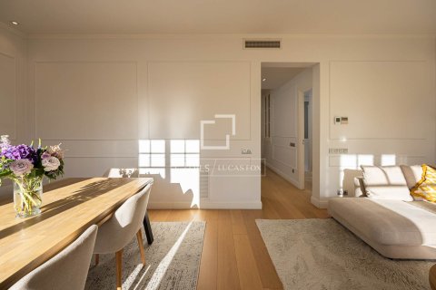 Dzīvoklis īrēšanai Barcelona, Spānijā 3 istabas, 158 m2 Nr. 151034 - attēls 3