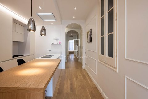 Dzīvoklis īrēšanai Barcelona, Spānijā 3 istabas, 158 m2 Nr. 151034 - attēls 14