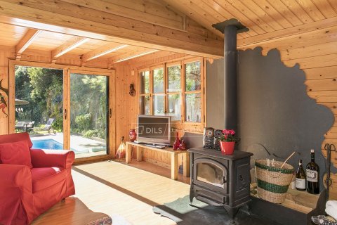 Villa for rent in La Floresta, Barcelona, Spain 3 bedrooms, 280 sq.m. No. 151030 - photo 9