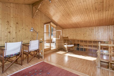 Villa for rent in La Floresta, Barcelona, Spain 3 bedrooms, 280 sq.m. No. 151030 - photo 26