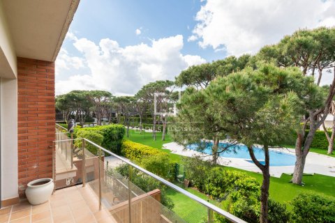 Villa for rent in Gava, Barcelona, Spain 4 bedrooms, 286 sq.m. No. 151029 - photo 29