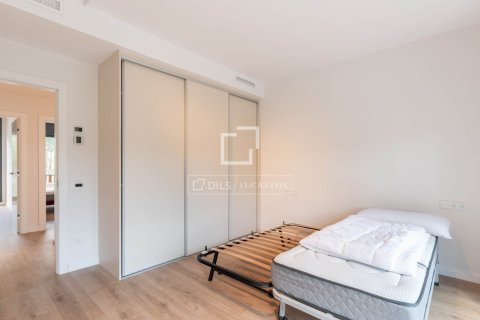 Villa for rent in Gava, Barcelona, Spain 4 bedrooms, 286 sq.m. No. 151029 - photo 13